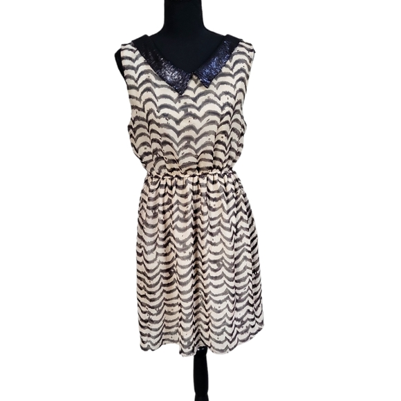 EUC Rachel Kate Women’s Sequin collar short sleeve stripped wave pattern Dress - Picture 1 of 11